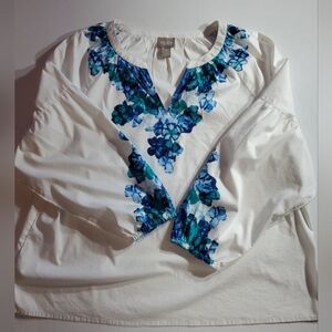 Chico's Sz 3 Crisp White Blouse with Blue & Teal Floral Print 3/4 Sleeves